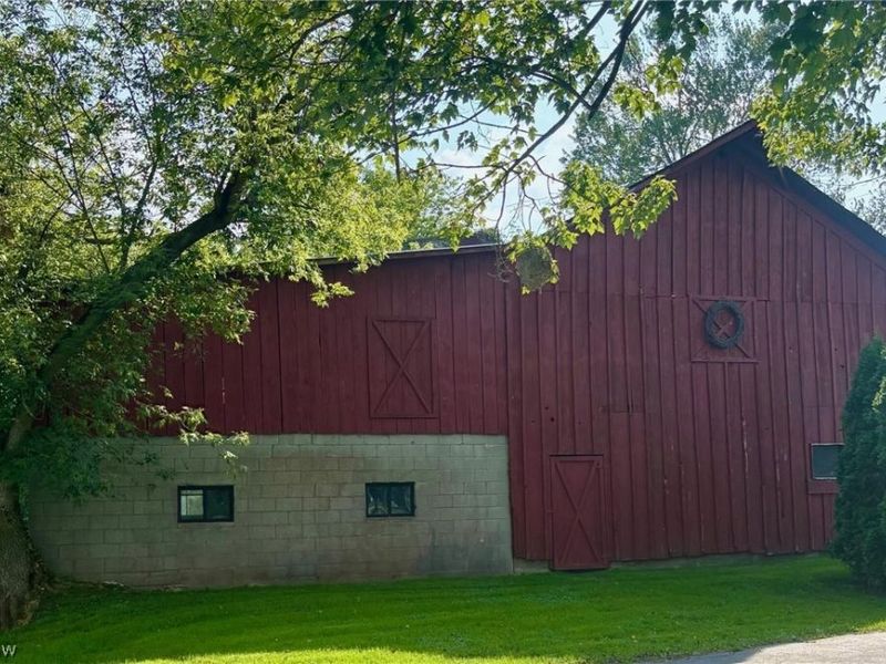 1076 Garrett Road, Jefferson, OH 44047 Photo 9