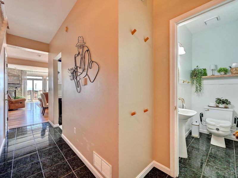 2600 Morrow Place, Cincinnati, OH 45204 Photo 6