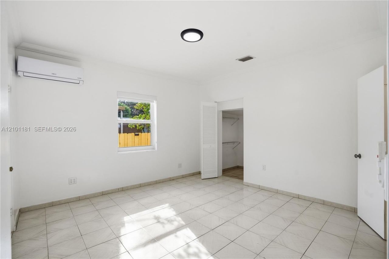 1550 SW 13th St , Miami, FL 33145 Photo