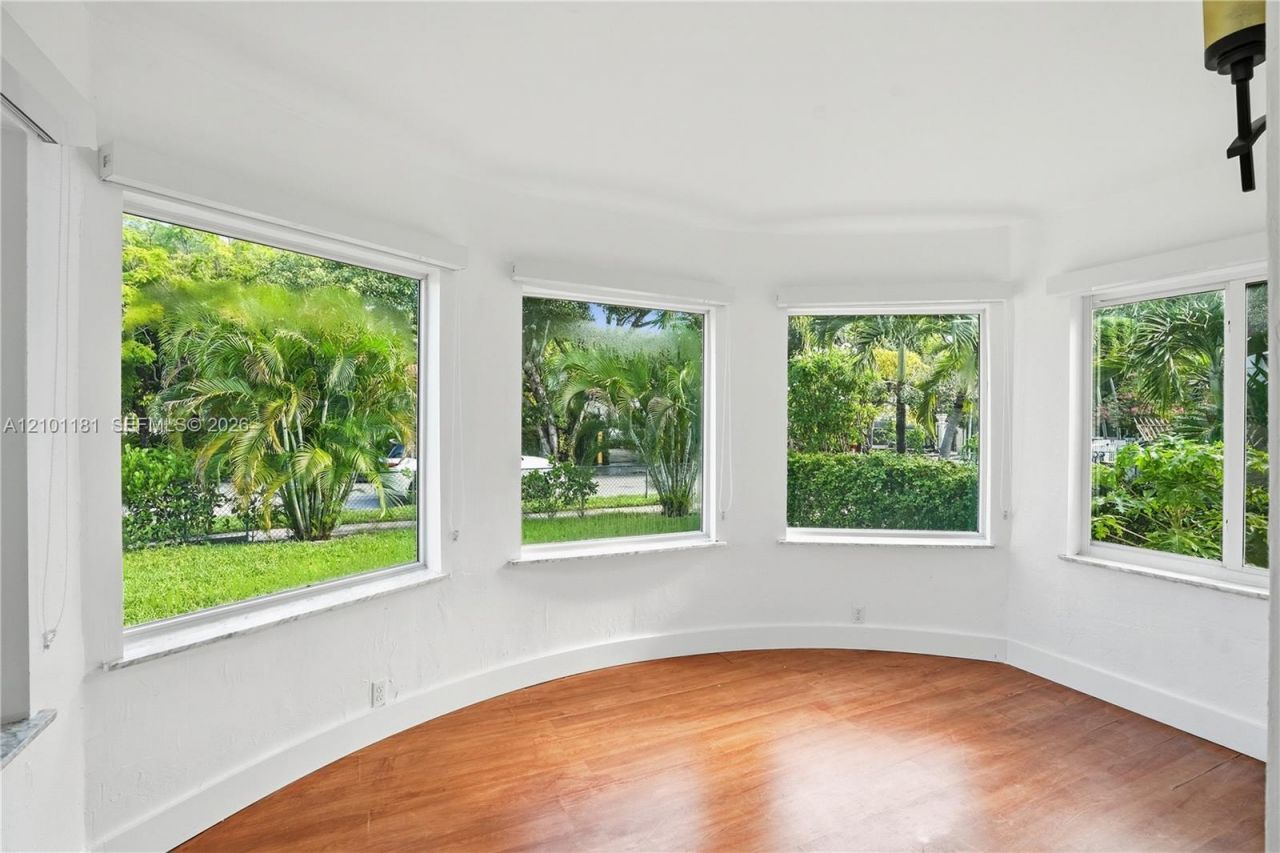 1550 SW 13th St , Miami, FL 33145 Photo