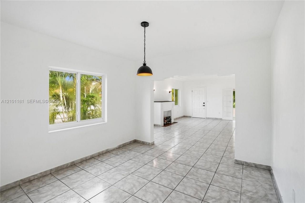 1550 SW 13th St , Miami, FL 33145 Photo