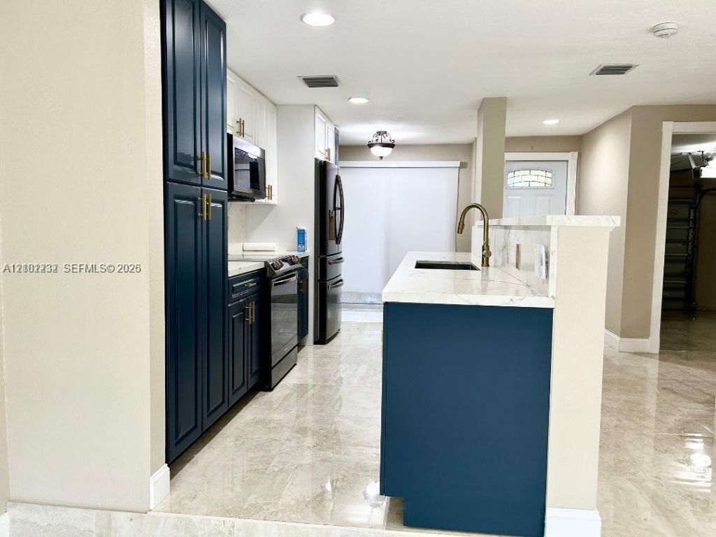 875 NW 80th Ter , Unit 1, Plantation, FL 33324 Photo