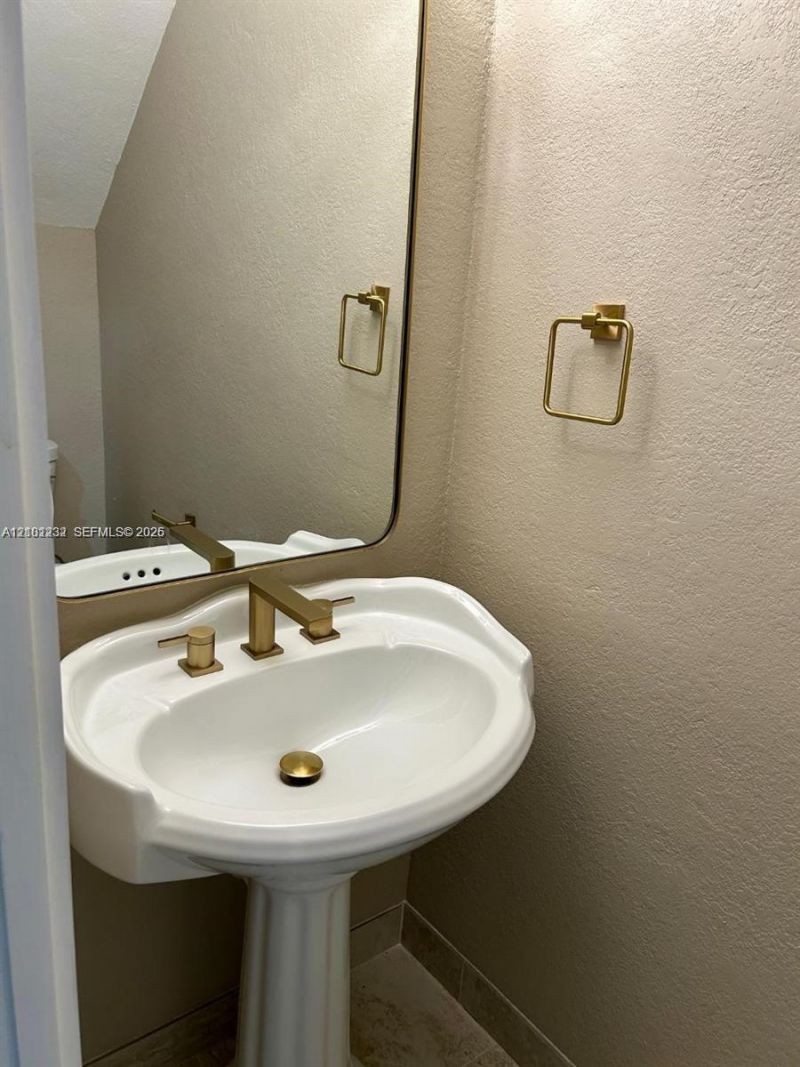 875 NW 80th Ter , Unit 1, Plantation, FL 33324 Photo