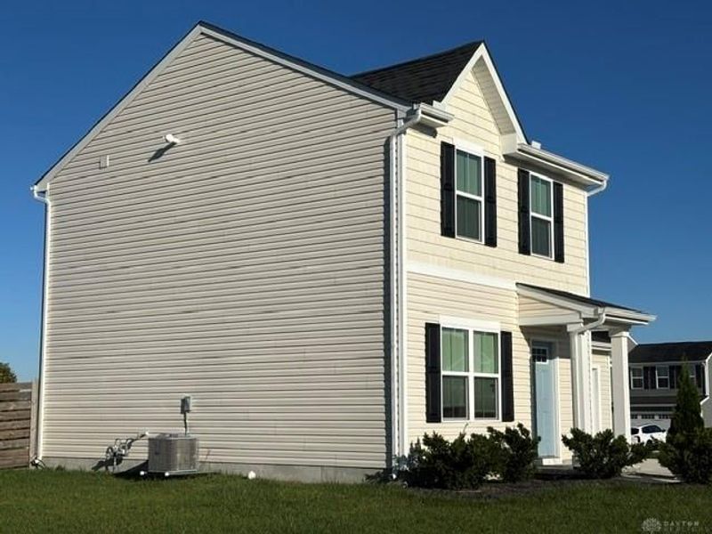 120 Whitney Way, West Milton, OH 45383 Photo 6