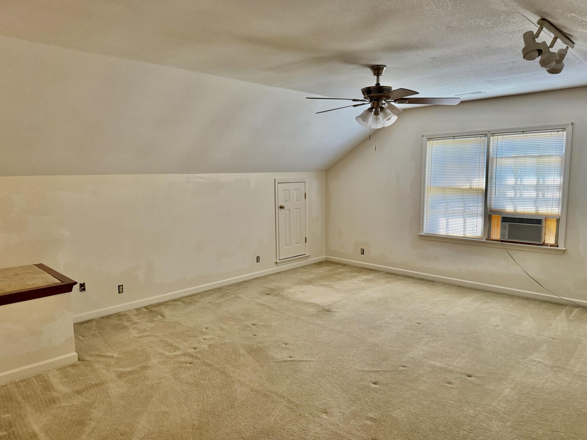 702 Black Oak Boulevard Photo 35