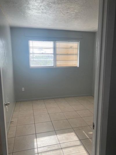 644 SW 4th Street, Unit 1, Belle Glade, FL 33430 Photo