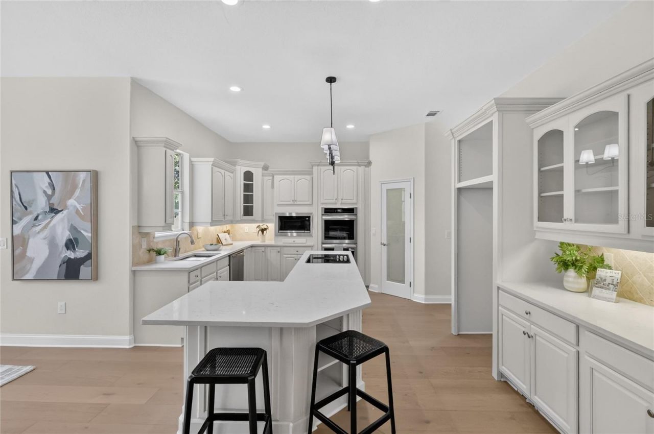 7103 Twelve Oaks Drive , Lakeland, FL 33813 Photo