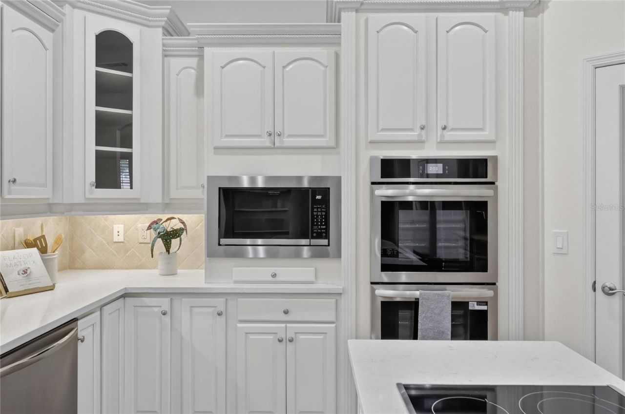 7103 Twelve Oaks Drive , Lakeland, FL 33813 Photo