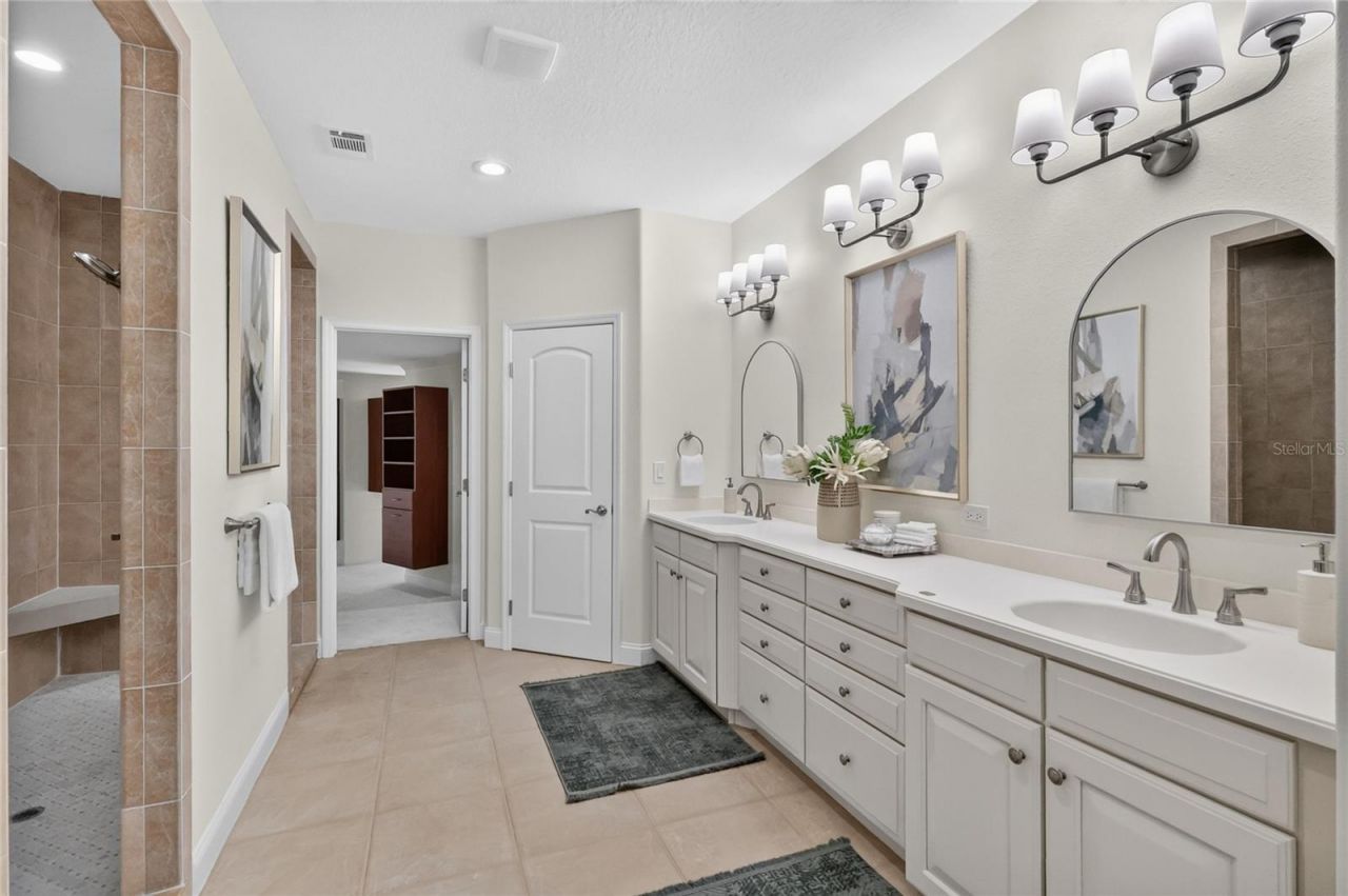 7103 Twelve Oaks Drive , Lakeland, FL 33813 Photo