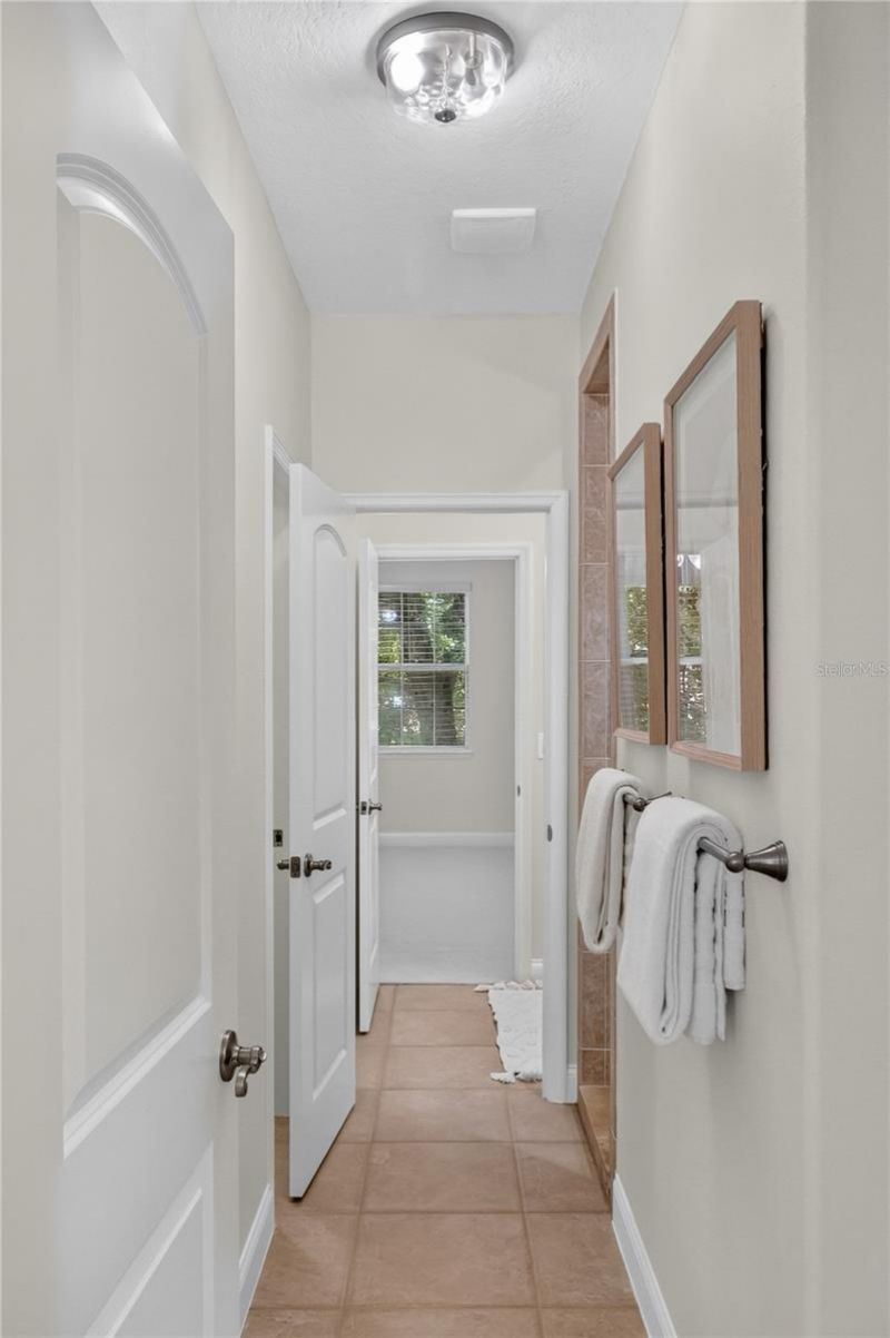 7103 Twelve Oaks Drive , Lakeland, FL 33813 Photo