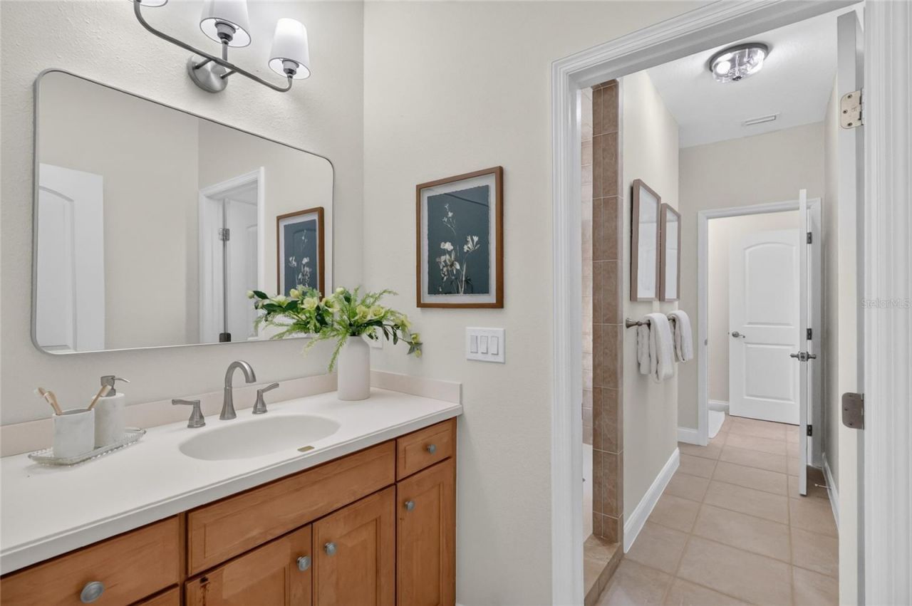 7103 Twelve Oaks Drive , Lakeland, FL 33813 Photo