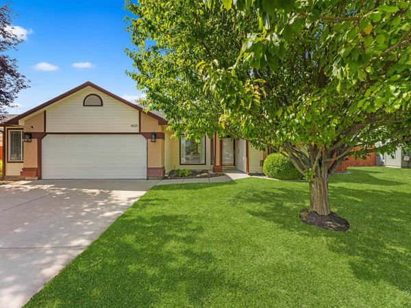 4123 E Park Ridge Drive, Nampa, ID 83687