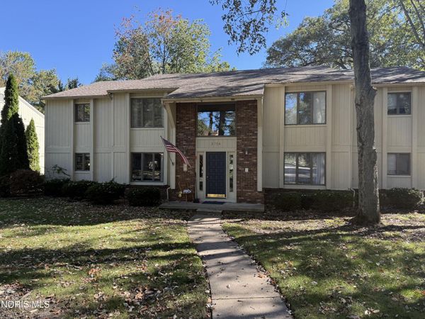 2704 Westcastle Drive , Toledo, OH 43615