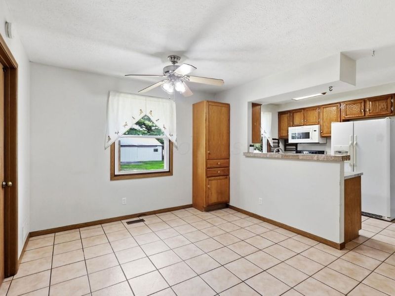 247 West Drive , Springfield, OH 45504 Photo 11