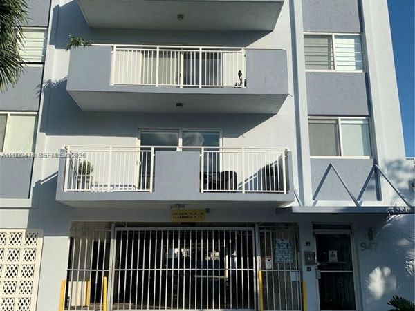 947 Lenox Ave , Unit 204, Miami Beach, FL 33139