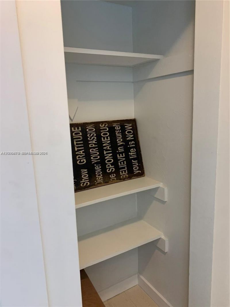 947 Lenox Ave , Unit 204, Miami Beach, FL 33139 Photo