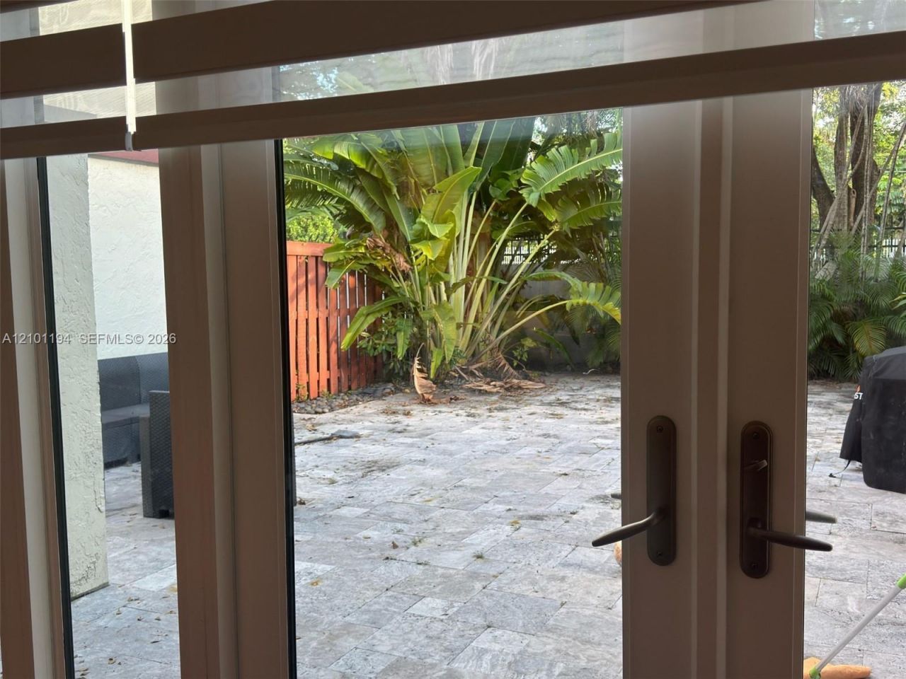 323 Ives Dairy Rd, Unit 323-08, Miami, FL 33179 Photo