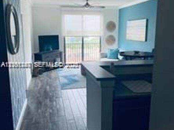 1919 Van Buren St , Unit 815A, Hollywood, FL 33020