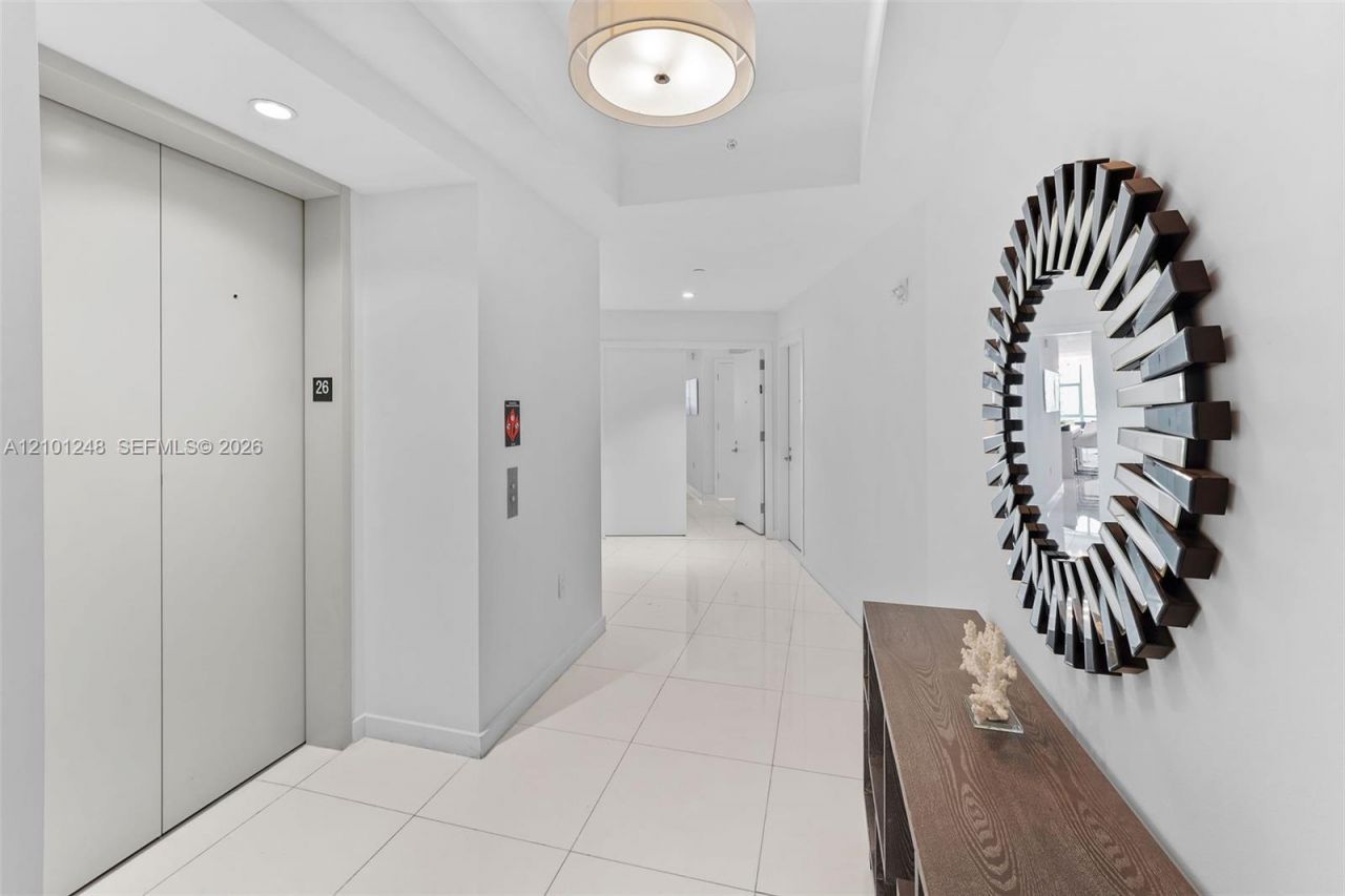 851 NE 1st Ave , Unit 2601, Miami, FL 33132 Photo