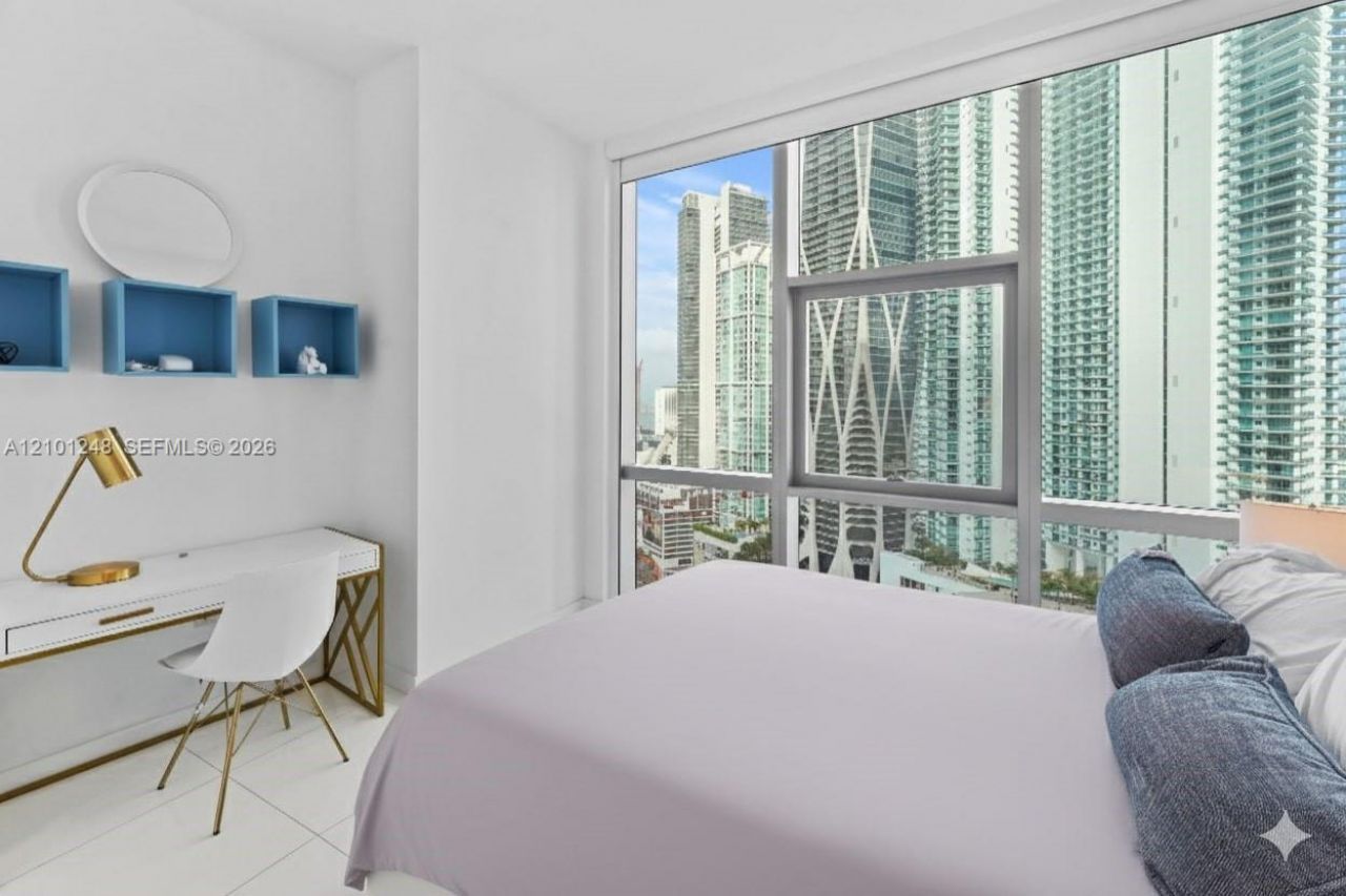 851 NE 1st Ave , Unit 2601, Miami, FL 33132 Photo