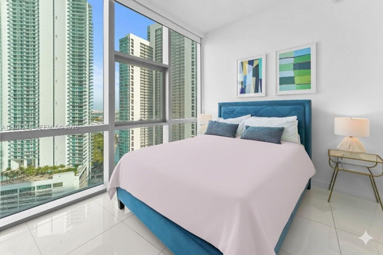 851 NE 1st Ave , Unit 2601, Miami, FL 33132 Photo