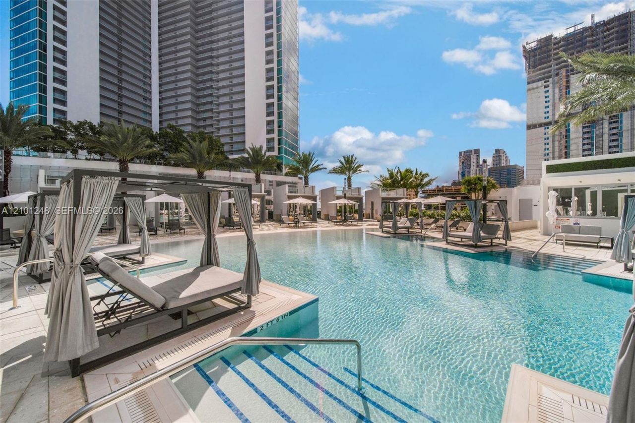 851 NE 1st Ave , Unit 2601, Miami, FL 33132 Photo