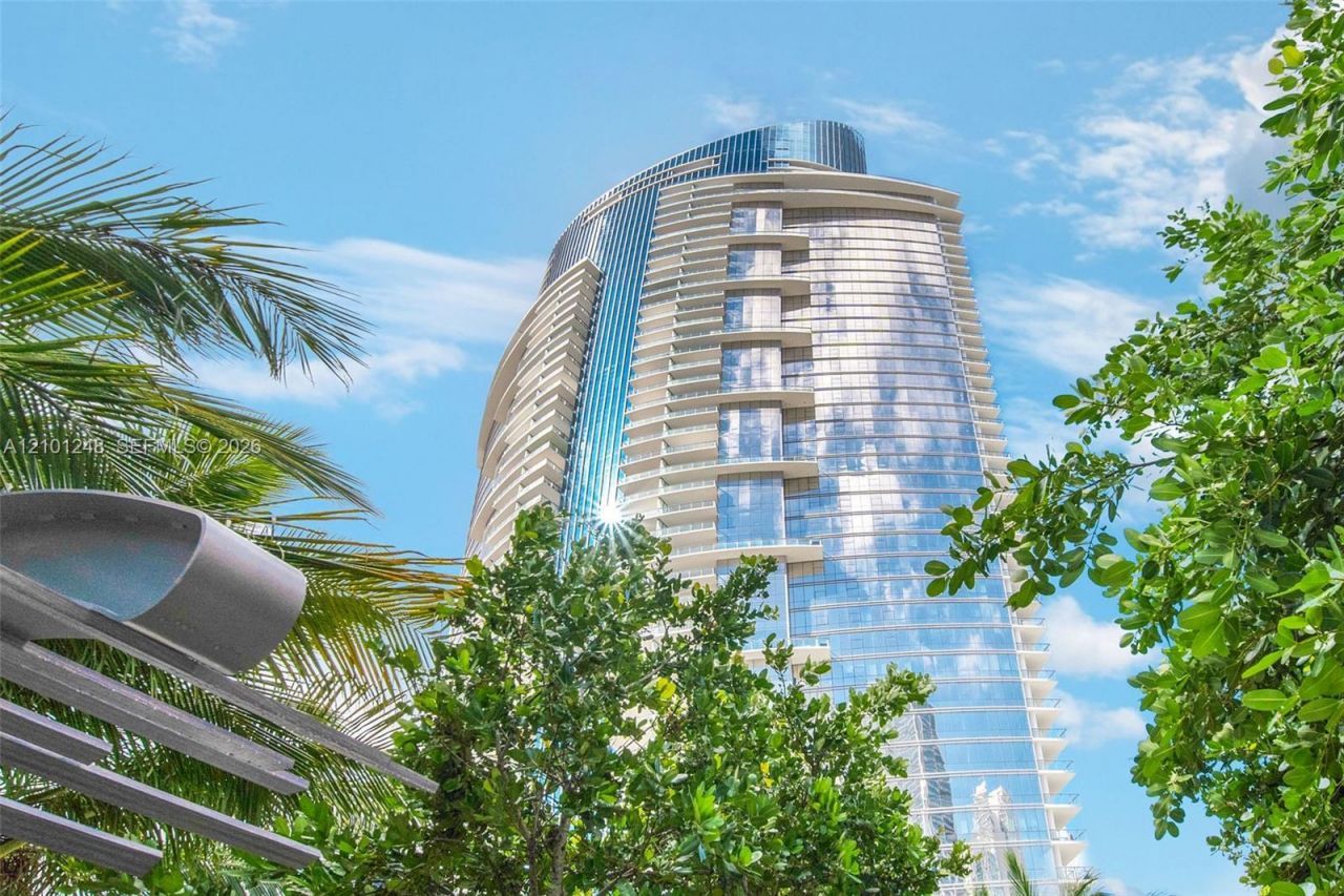851 NE 1st Ave , Unit 2601, Miami, FL 33132 Photo