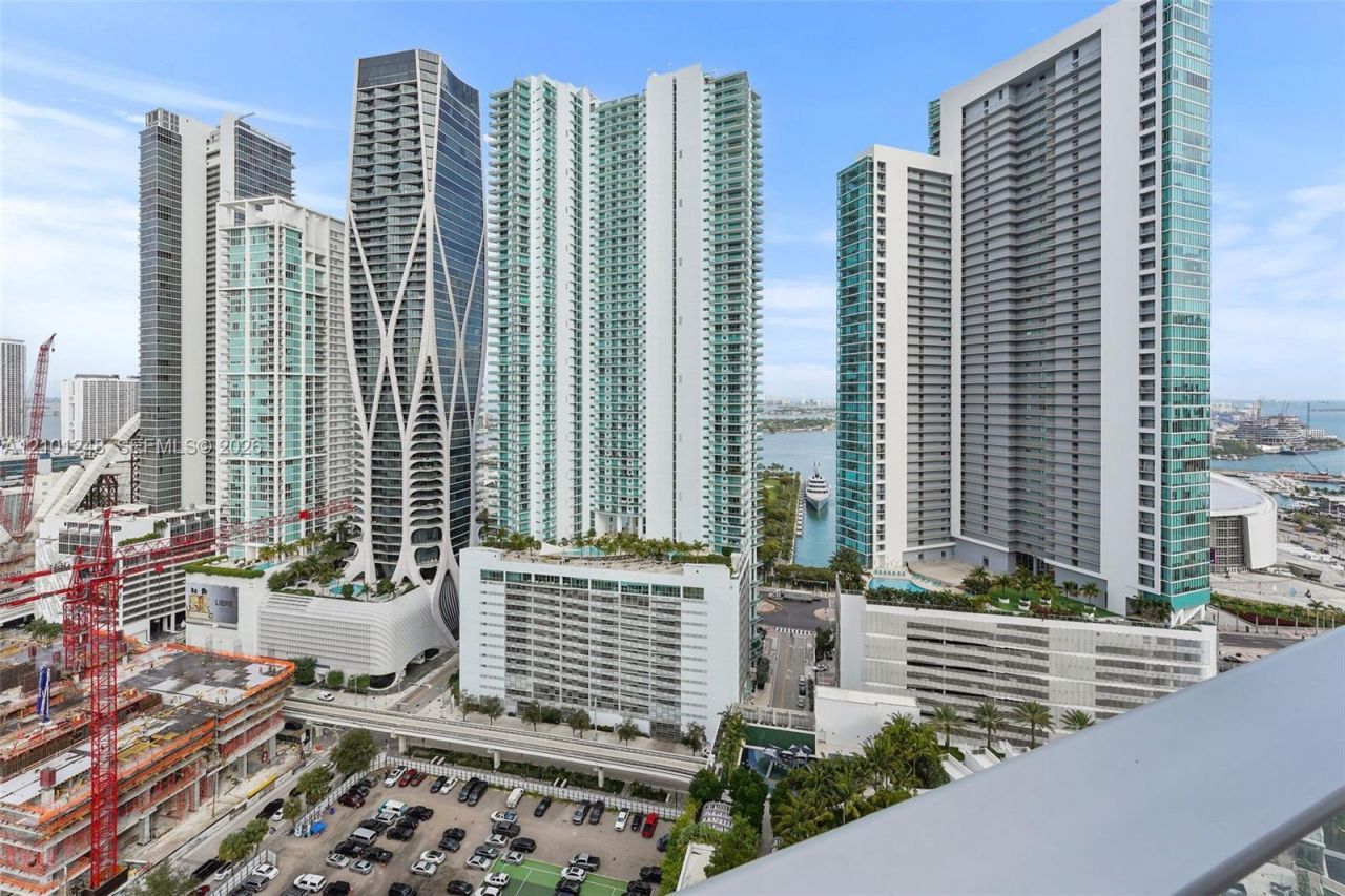 851 NE 1st Ave , Unit 2601, Miami, FL 33132 Photo