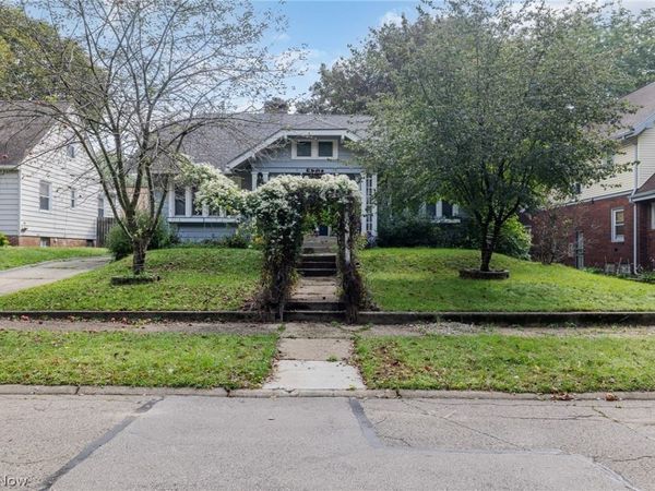 473 S Sunset View Drive , Akron, OH 44320