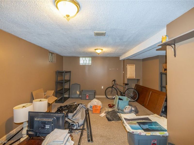 473 S Sunset View Drive, Akron, OH 44320 Photo 32