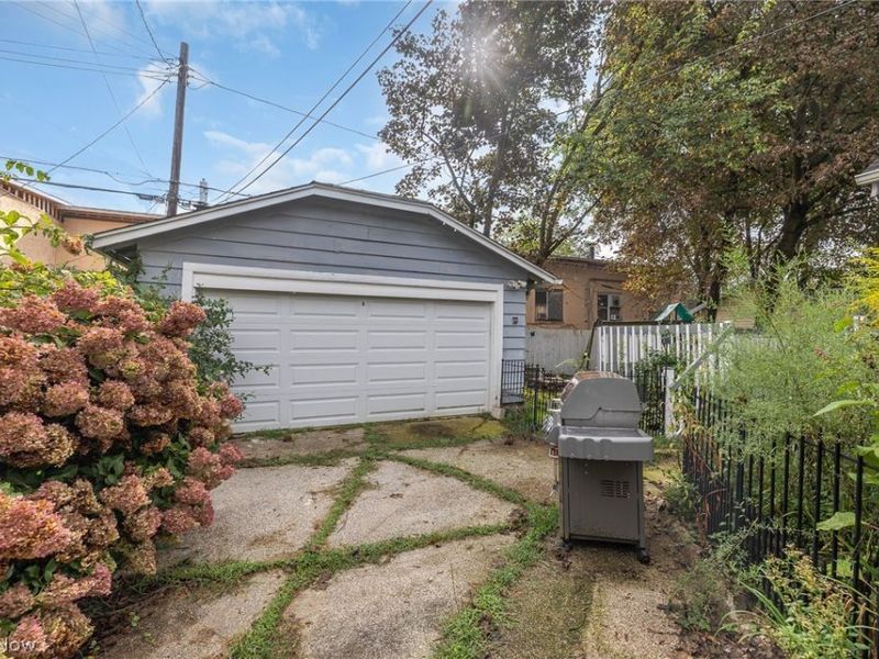 473 S Sunset View Drive, Akron, OH 44320 Photo 35