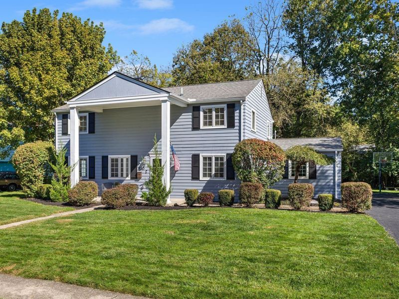 630 Seabury Drive, Worthington, OH 43085 Photo 2