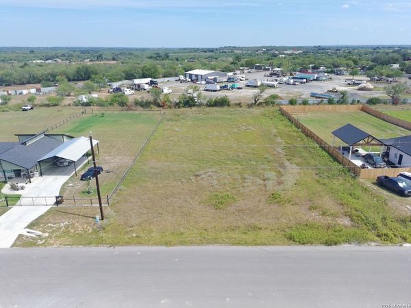 16928 Rancho Escondido, Atascosa, TX 78002
