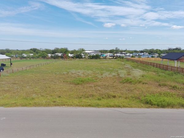 17112 NUEVA VIDA LN, Atascosa, TX 78002