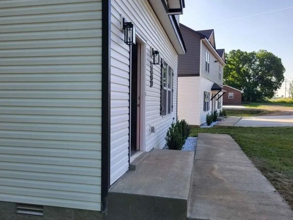 1580 Thompsonville Ln , Oak Grove, KY 42262
