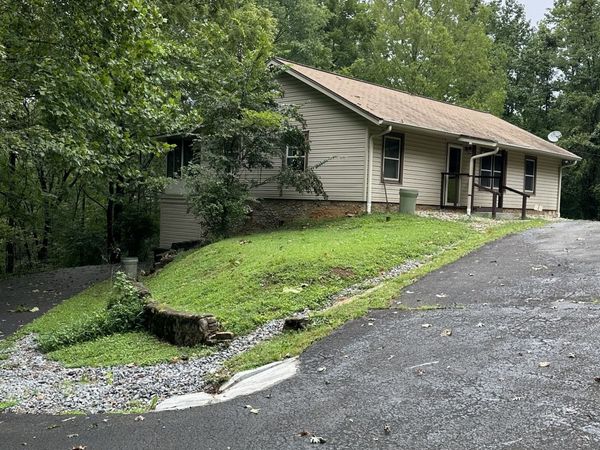 1860 Highway 70 , Kingston Springs, TN 37082