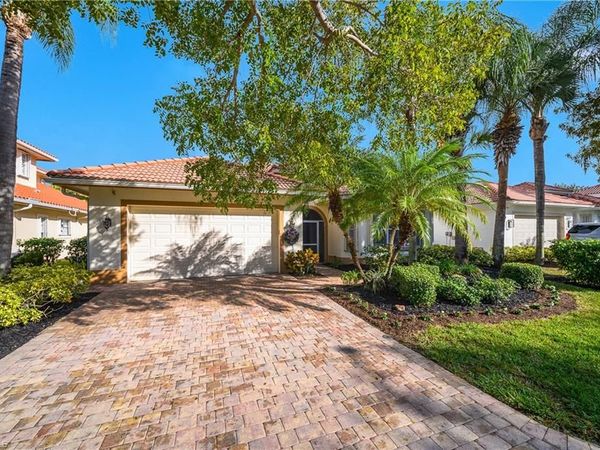 4806 Europa DR , NAPLES, FL 34105