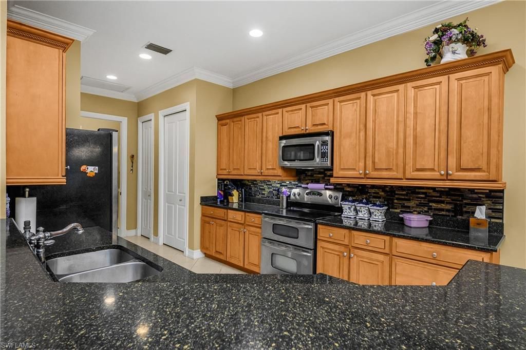 4806 Europa Dr , Naples, FL 34105 Photo