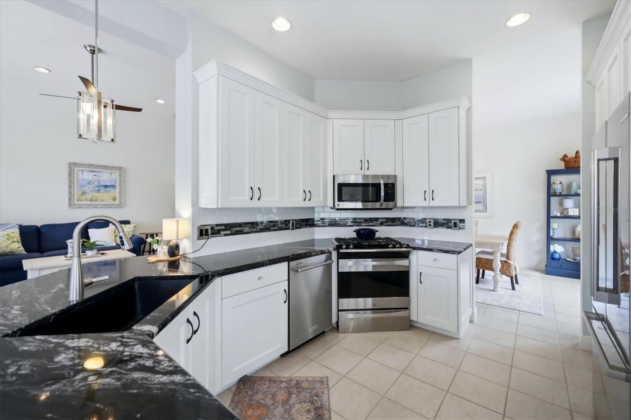 7319 Windemere Lane, University Park, FL 34201 Photo