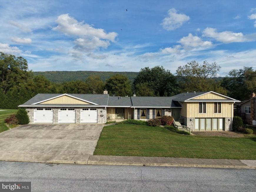 526 N 5th Street, Mc Connellsburg, PA 17233 Main Photo