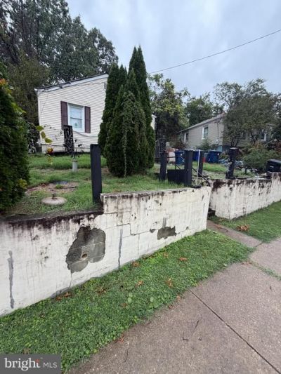 1310 CHAPEL OAKS DRIVE , CAPITOL HEIGHTS, MD 20743