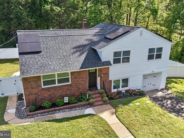 212 SUMMIT AVENUE, BLACKWOOD, NJ 08012