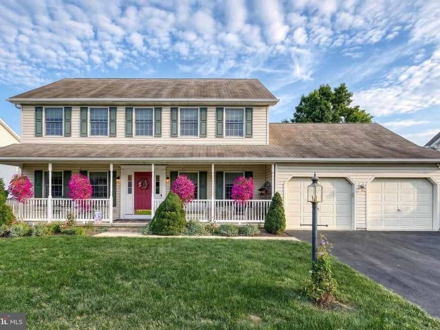 2220 Canterbury Drive, Mechanicsburg, PA 17055 Main Photo
