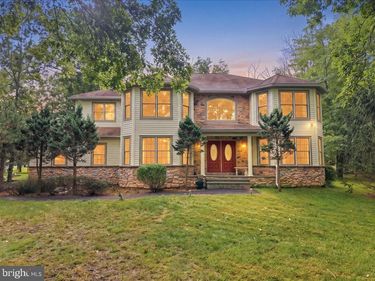 107 GOLLUM LANE, BUSHKILL, PA 18371