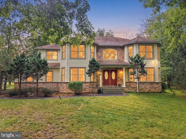 107 GOLLUM LANE , BUSHKILL, PA 18371