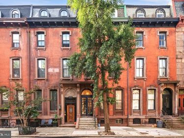 2122 SPRUCE STREET, Unit 200, PHILADELPHIA, PA 19103