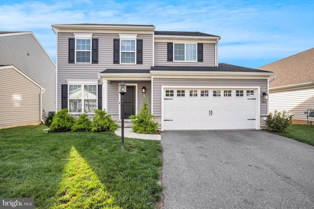 944 W NORTH STREET , CARLISLE, PA 17013