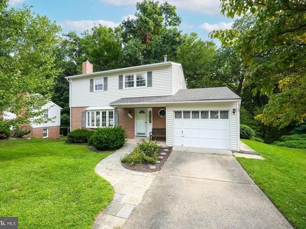 7212 HADLOW DRIVE, SPRINGFIELD, VA 22152