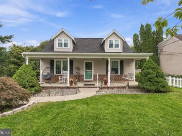 430 HEMPFIELD HILL ROAD, COLUMBIA, PA 17512