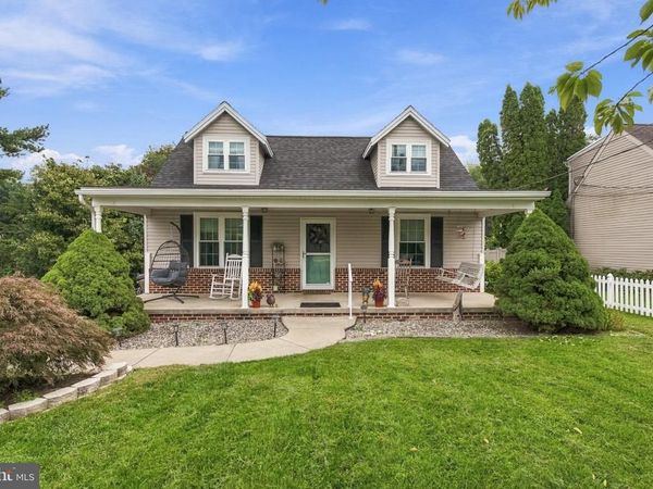 430 HEMPFIELD HILL ROAD, COLUMBIA, PA 17512